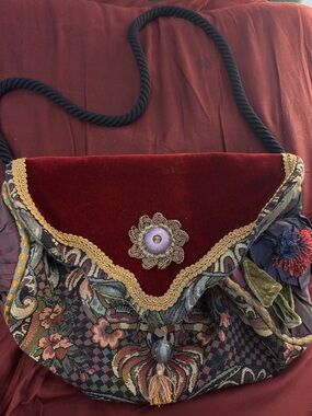 Velvet-Trim Floral Tapestry Shoulder Bag in Burgundy